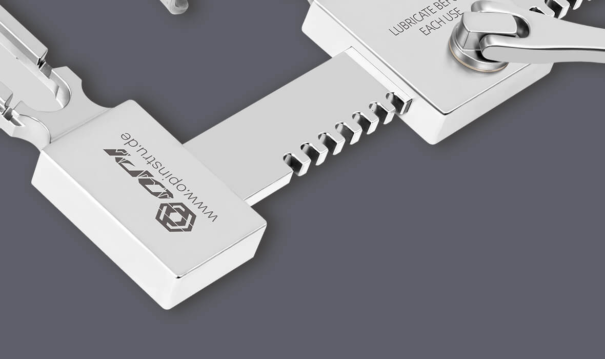 Customization of Logos and Instrument Sets